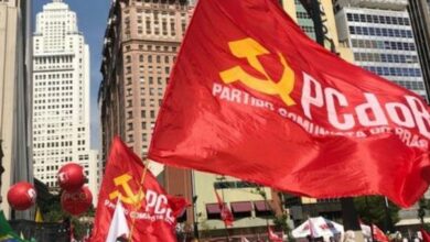 PCdoB oficializa apoio à candidatura de Lula