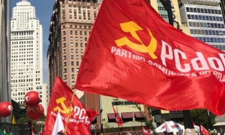 PCdoB oficializa apoio à candidatura de Lula