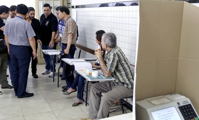 Justiça Eleitoral começa a convocar mesários para eleições de outubro