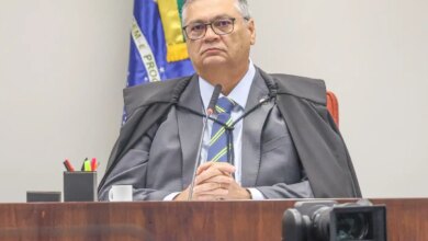 Dino determina afastamento do presidente do TCE do Maranhão