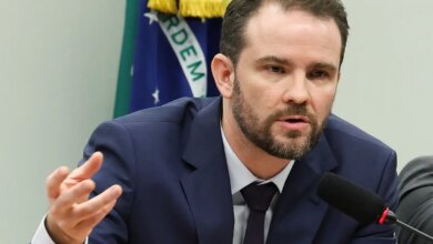 Durigan diz que aumento da dívida decorre dos juros, não dos gastos