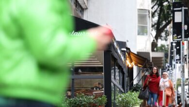 Frente fria leva chuva e ventania à capital paulista e áreas do estado