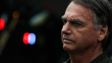 Bolsonaro pede ao STF para se consultar com a nora, que é dentista