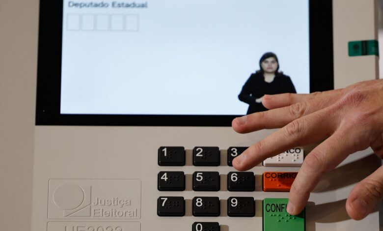 Campanha eleitoral nas ruas e propaganda virtual começam neste domingo