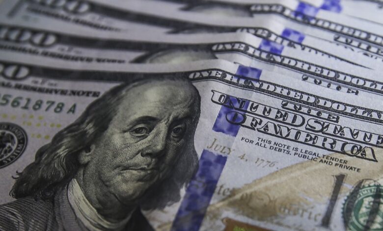 Dólar cai para R$ 5,17 após anúncio de recompra de títulos nos EUA
