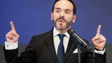 Governo Espriella encerra jornalismo da mídia pública da Colômbia
