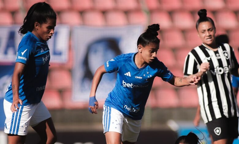 Cruzeiro vence Botafogo no Brasileirão Feminino
