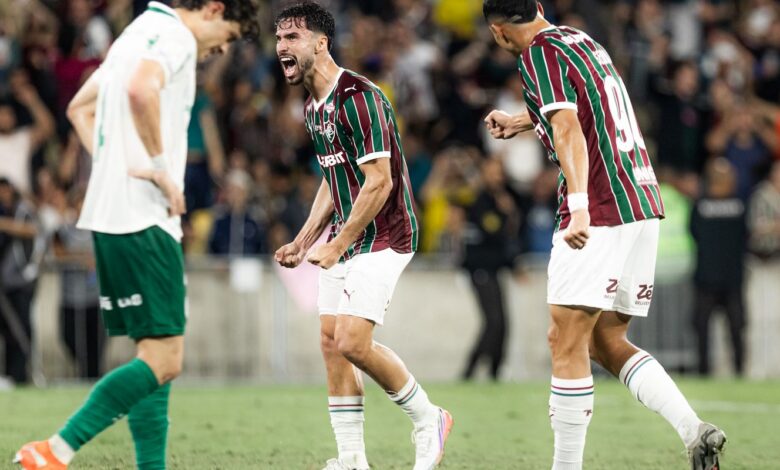 Fluminense encerra jejum e bate Palmeiras de virada no Brasileirão