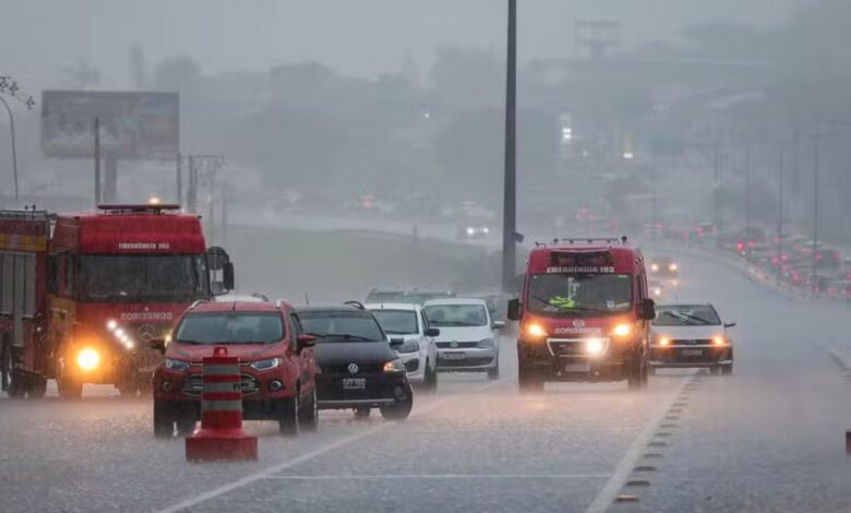 Sul e Sudeste terão dia de chuva, trovoadas e tempestades
