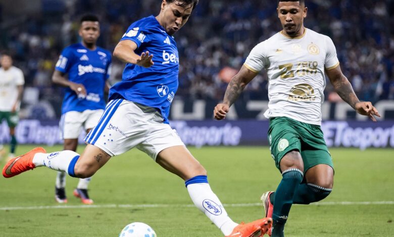 Maiores campeões, Cruzeiro e Grêmio vão às quartas da Copa do Brasil
