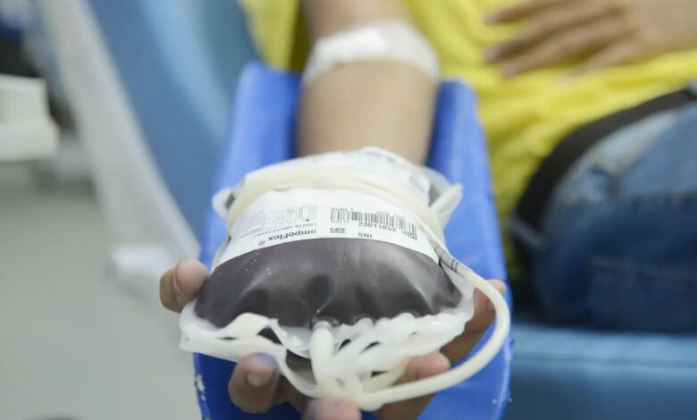 Doação de sangue: espera para quem fez tatuagem e piercing será menor
