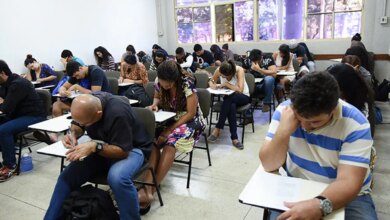 Encceja é no próximo domingo; saiba como consultar locais de provas