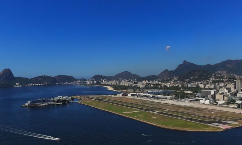 Avião derrapa no Santos Dumont e voos são cancelados
