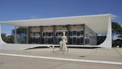 Deputado vira réu no STF por injúria contra Lula