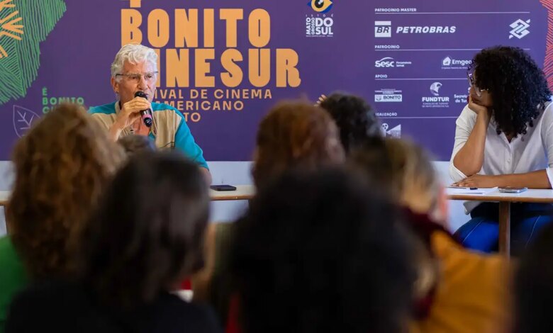 Projeto Vídeo nas Aldeias alerta para risco de perder acervo