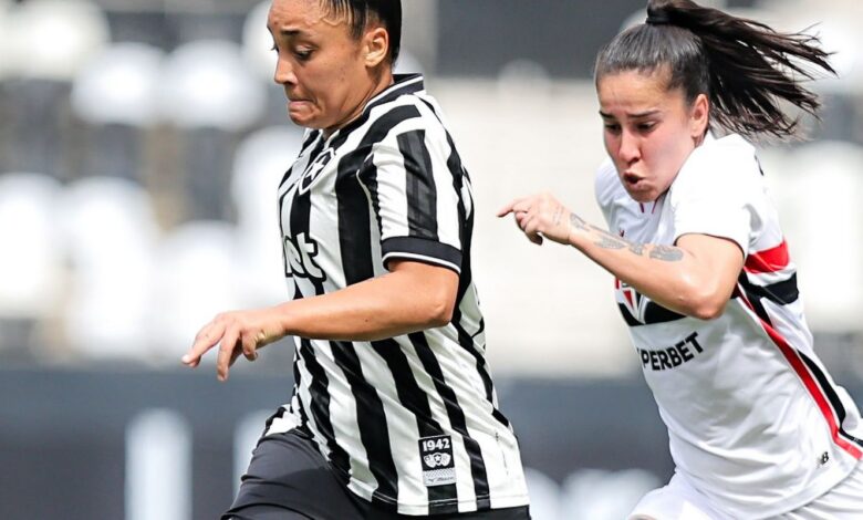 Brasileiro Feminino: São Paulo goleia, iguala líder e afunda Botafogo