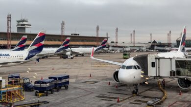 Anvisa atualiza regras de segurança sanitária para aviões e aeroportos