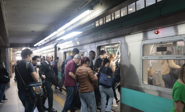 Termina a greve nas linhas de trens em São Paulo