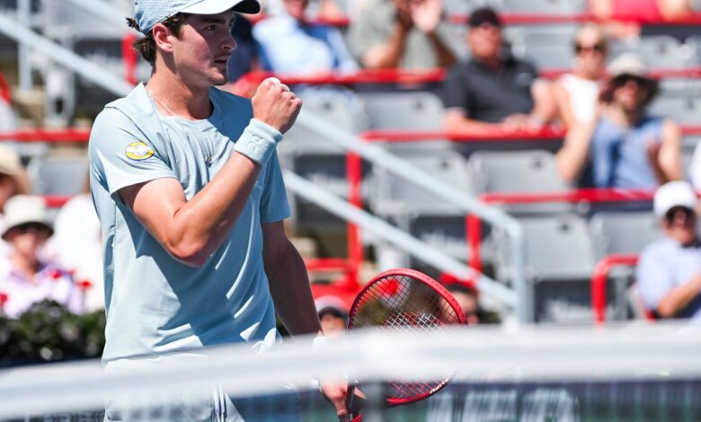 João Fonseca supera Tsitsipas na estreia do Masters 1000 de Montreal