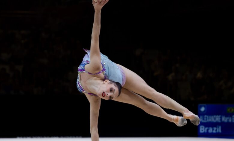 Babi e Maria Eduarda brilham em 1º dia do Mundial de Ginástica Rítmica