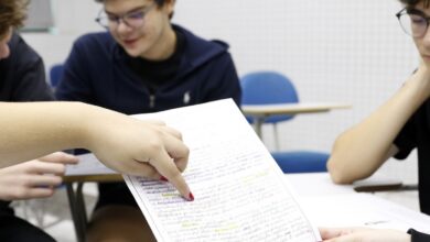 Encceja 2026: alunos já podem consultar cartilha de redação