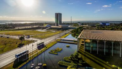Brasil rebaixa relação com Argentina após novos insultos de Milei