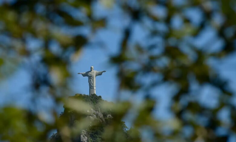 Cristo Redentor se prepara para compensar impacto ambiental do turismo