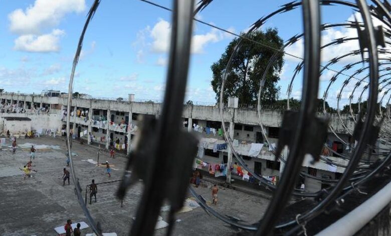 Presídios combatem entrada de itens proibidos para facções criminosas