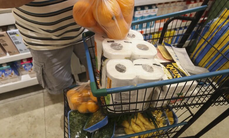 INPC registra deflação em julho e acumula alta de 4,10% em 12 meses