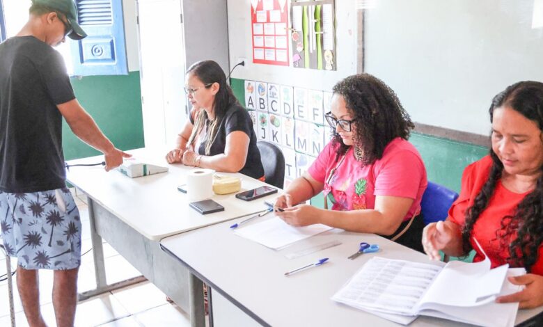 Eleitores participam de eleição simulada no Maranhão