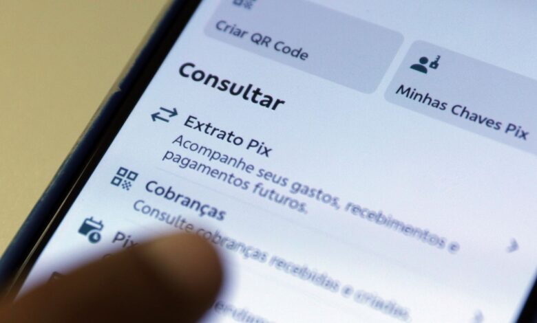 Número de transações com Pix caem 10% após proibição de bets