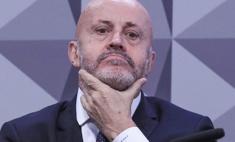 André Mendonça manda soltar filho do "Careca do INSS"
