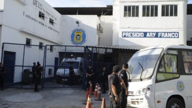 Sistema carcerário transfere bilhões em custos para famílias de presos