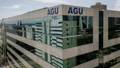 AGU pede suspensão imediata do afastamento de diretor-geral da PF