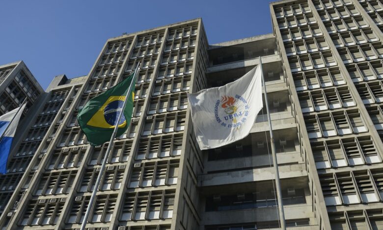 Justiça aumenta indenização a estudantes vítimas de racismo na Uerj