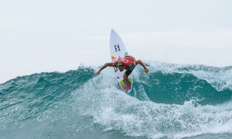 WSL exclui etapa de Abu Dhabi do circuito mundial de surfe deste ano