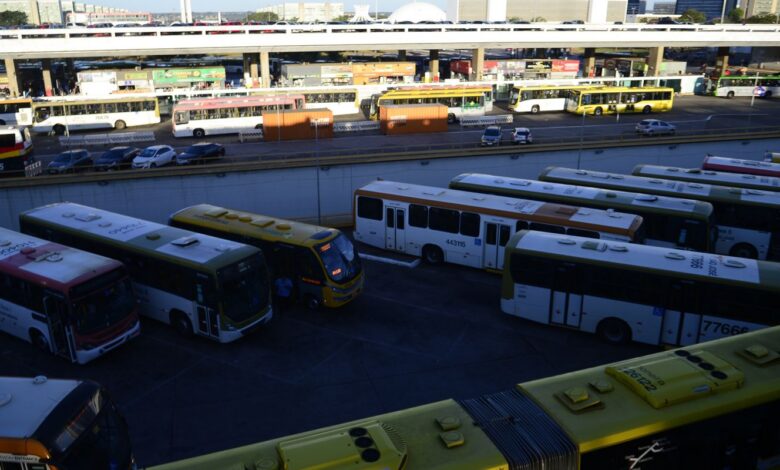 Nunes Marques cobra TREs por transporte público gratuito nas eleições