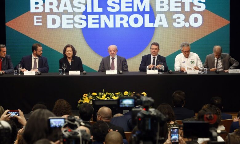 Governo cria terceira fase do Desenrola com compra de dívidas pela Uni