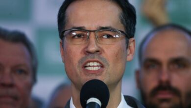 Maioria do TSE mantém suspensão da campanha de Deltan ao Senado