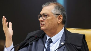 Dino determina fim do sigilo de investigações sobre o filme Dark Horse