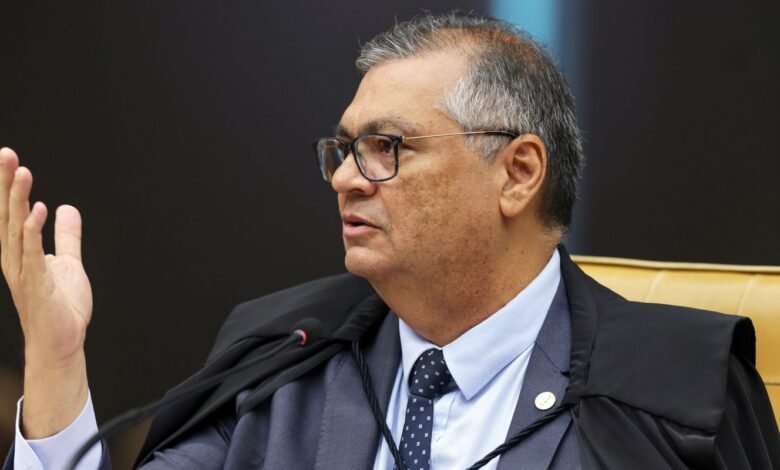 Dino determina fim do sigilo de investigações sobre o filme Dark Horse