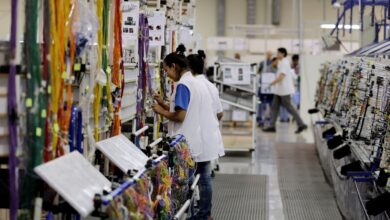 Faturamento da indústria cai 3,5% em agosto, informa CNI
