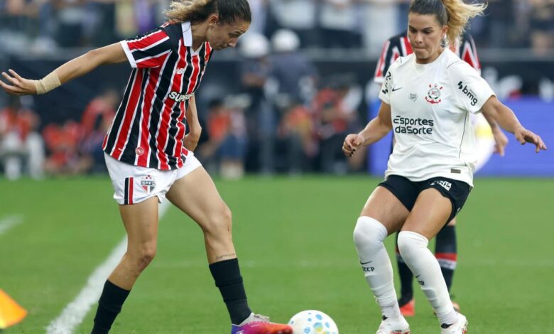 São Paulo e Corinthians decidem campeão brasileiro feminino de 2026