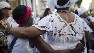 Ataques a símbolos religiosos reacendem debate sobre intolerância