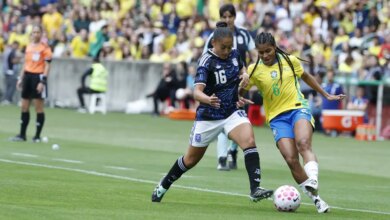 Após cortes, seleção feminina chega a Recife para encarar Argentina