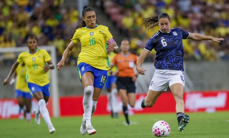 Empate com Argentina conclui período de testes na seleção feminina