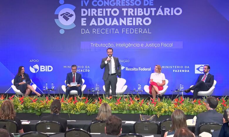 Durigan defende Receita como plataforma de inteligência do Estado