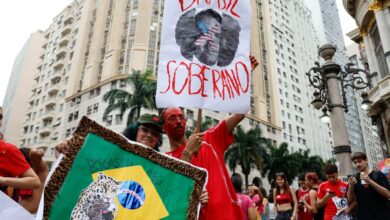 Estudantes fazem ato no Rio de Janeiro em defesa de voto em Lula