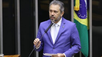 Ceará reelege Elmano governador no primeiro turno