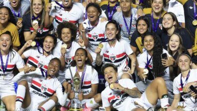 São Paulo segura Corinthians e é campeão brasileiro pela 1ª vez